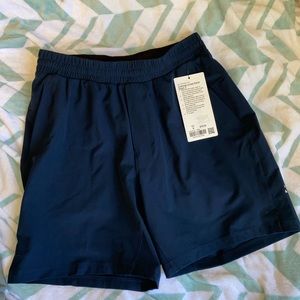 Lululemon NWT size small shorts